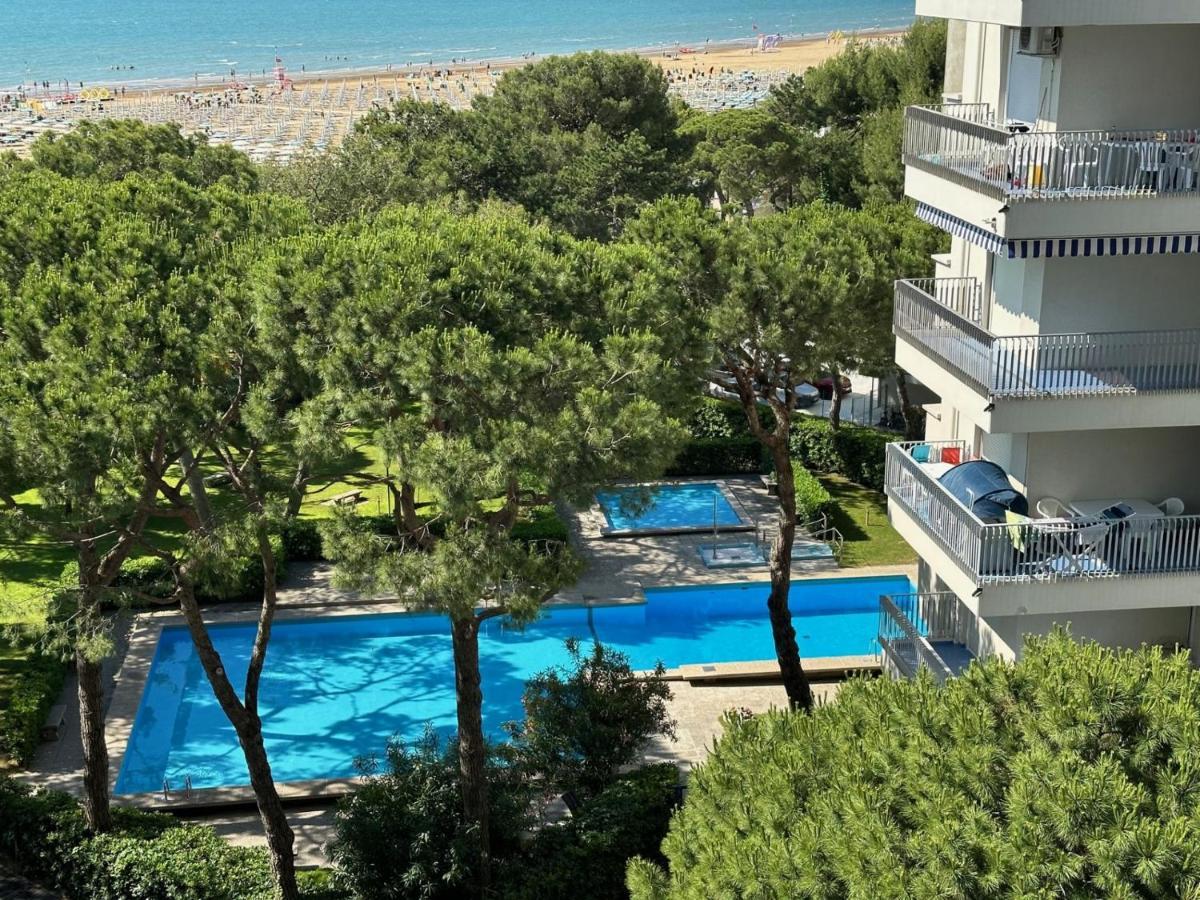 Residenza Marco Polo Apartment Lignano Sabbiadoro Exterior photo