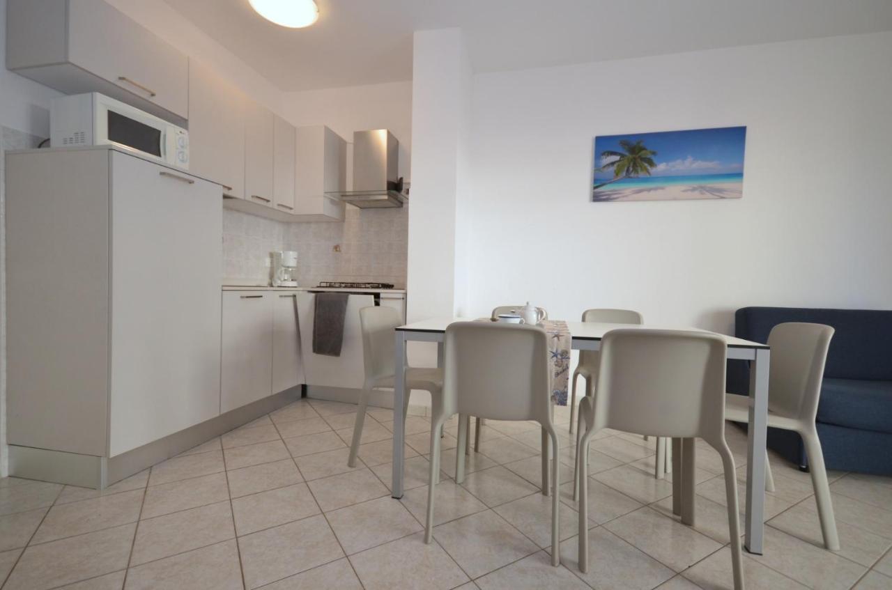 Residenza Marco Polo Apartment Lignano Sabbiadoro Exterior photo